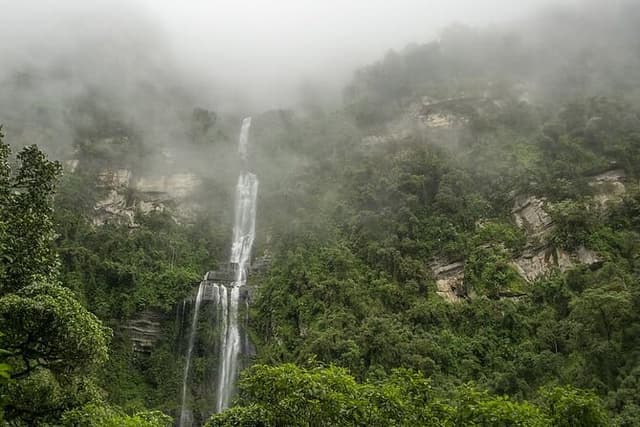 La Chorrera: Nature Adventure with Private Transport and Tickets