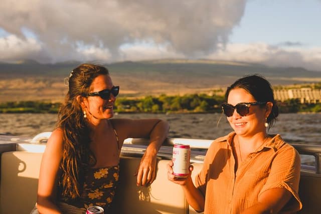 Mauna Kea Signature Coastline Cruise Day & Sunset Options