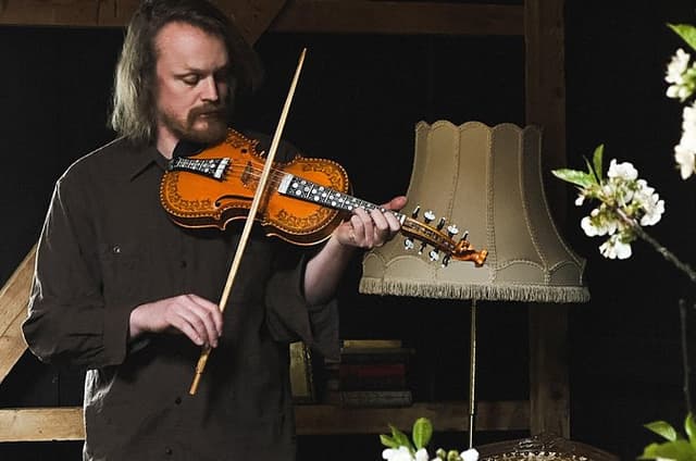 Music of the Fjord: Norwegian Folk at The Fjord Farm in Flåm