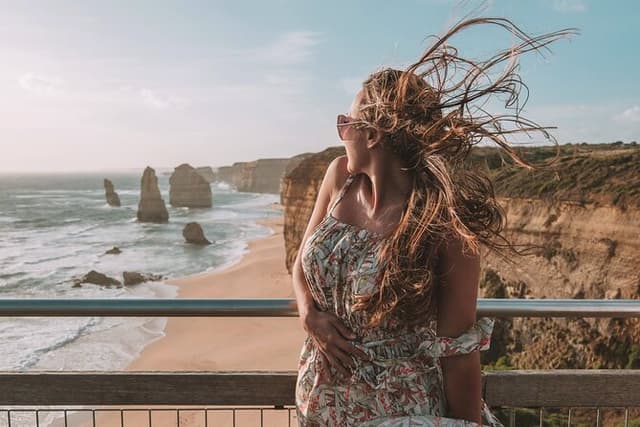 Great Ocean Road, 12 Apostles, Loch Ard Gorge & lunch - Melbourne