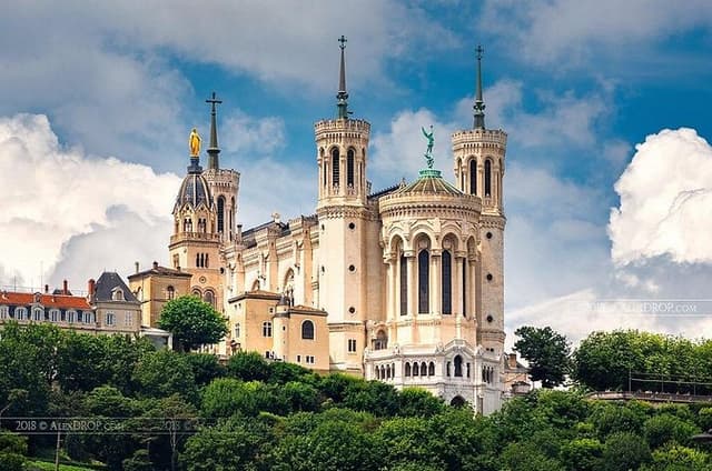 Lyon Self Guided Audio Experience