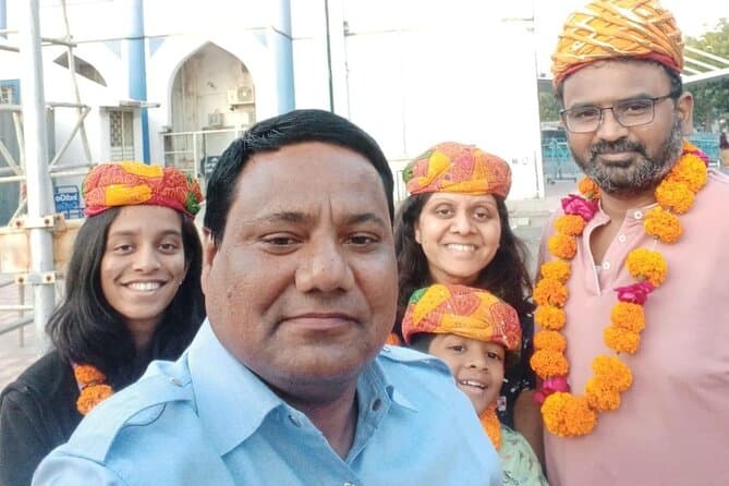 Ride in Comfort: Sawai Madhopur to Jaipur Taxi & Car Hire