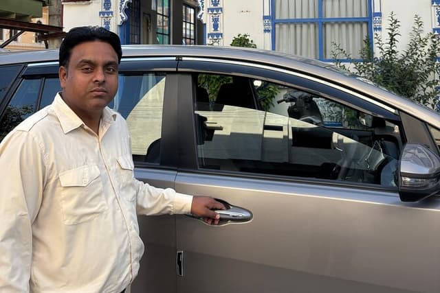 One-Way Transfers assistance Agra to Jaipur Drop with stops