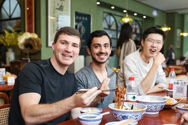 Shanghai Food and Culture Tour (10 dishes, 5 eateries)