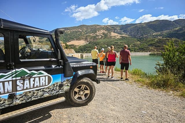 Kourtaliotiko Waterfalls & Preveli Beach Private Safari