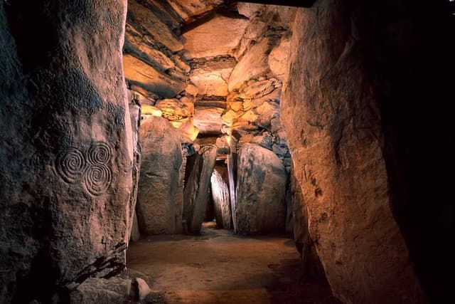 Private Luxury Tour of Newgrange and The Hill of Tara