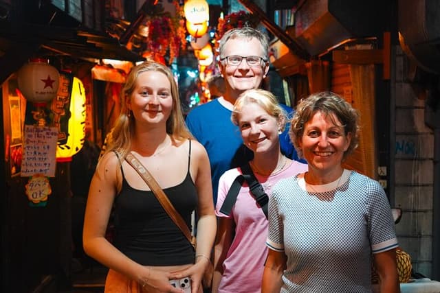 [1 Group Only] Tokyo Shinjuku Food Tour for Family