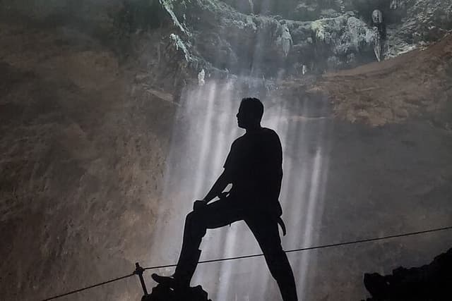 Yogyakarta Shared Tour: Jomblang & Pindul Cave with DRONE Option