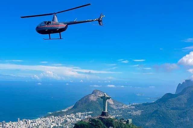 Rio : Helicopter tour at Christ the Redeemer - 30 minutes