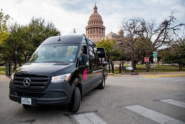 Austin and Hill Country Panoramic Sightseeing Tour