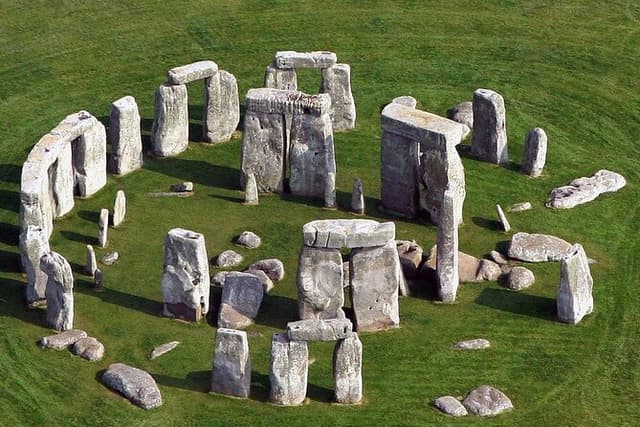 Private Tour of Stonehenge and Glastonbury Abbey and Tor.