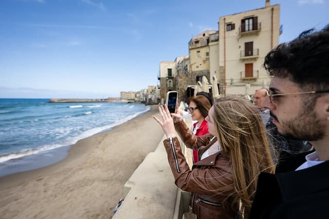 Hidden Corner and Legends of Cefalu Shared Tour