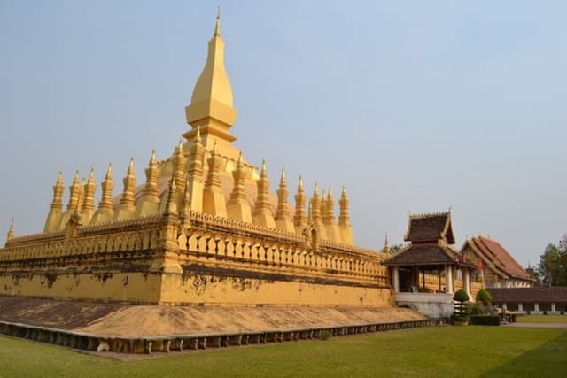 Vientiane Private Car & Driver(Group Pricing)