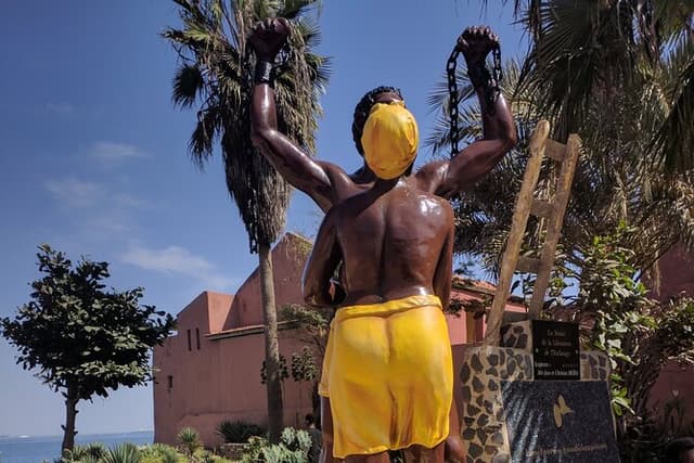 Visit Senegal From Bottom to Bottom monuments museums and sites