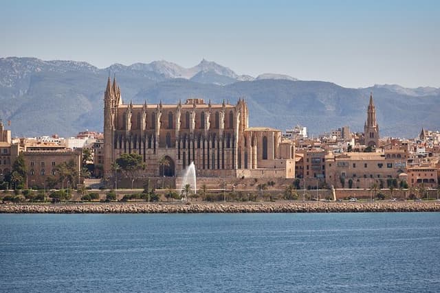 Discover Mallorca: Self-Guided Island Journey