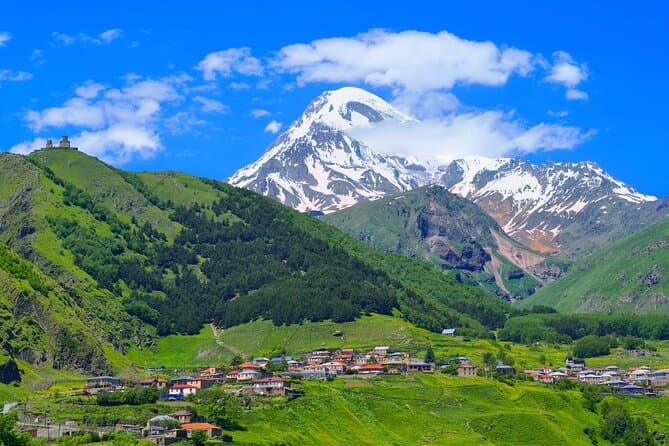 Best Kazbegi Day Tour from Tbilisi: Mountain Adventure