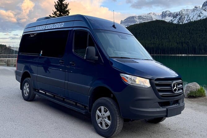 Private & Shared Transfers: Calgary to Lake Louise