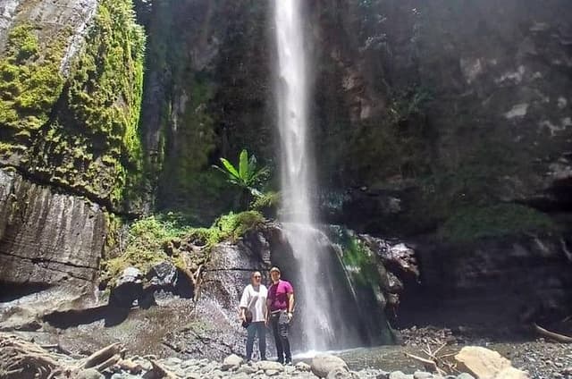 Arusha Private Full Day Napuru Waterfalls and Coffee Farm Tour