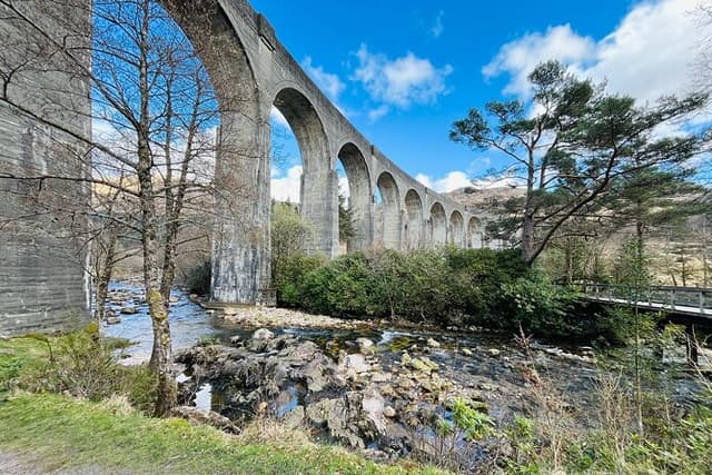 Edinburgh: Glenfinnan Viaduct, Glencoe & Fort William