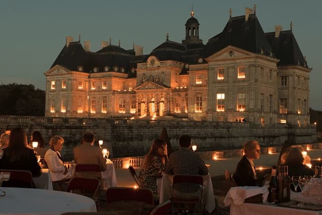 Private Vaux-le-Vicomte Candlelight Half-Day Escape from Paris