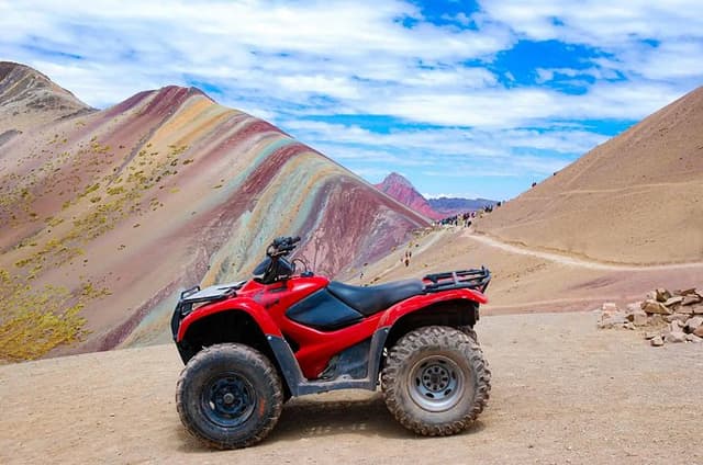 Rainbow Mountain ATV Tour from Cusco with Breakfast and Lunch