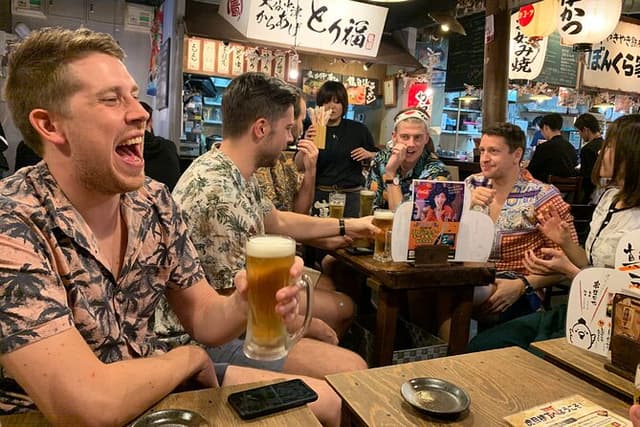 Shiga Omihachiman Bar-Hopping Tour with Local Flavors