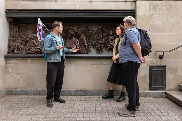 Small Group WW2 Churchill in Westminster & War Rooms entry