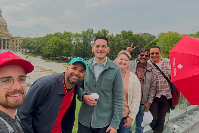 Edmonton City Highlights 3 Hour Walking Tour Gratuity-Based