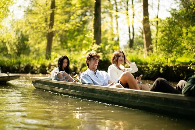 Oxford University Colleges Guided Punting Tour