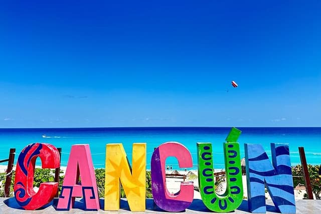 Cancun Sightseeing, Shopping and Tasting Tour