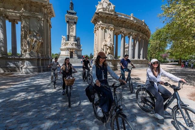 Madrid Highlights Bike Tour