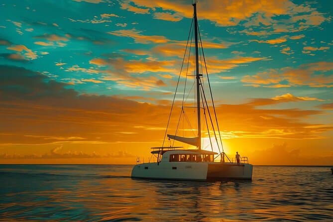 Unforgettable Luxury Catamaran Cruises in Playa Flamingo