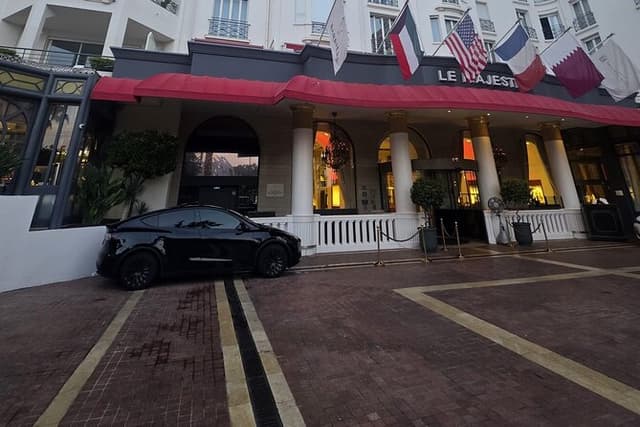 Marseille Airport to Marseille Hotel drop Arrival and Departure
