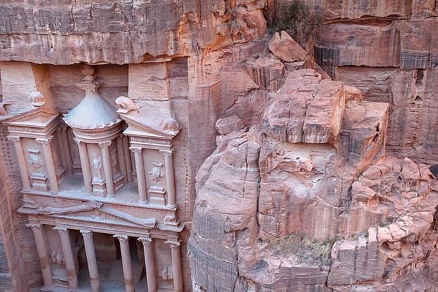 Private 3-Hour Petra Tour: The Treasury & Main Ancient Highlights