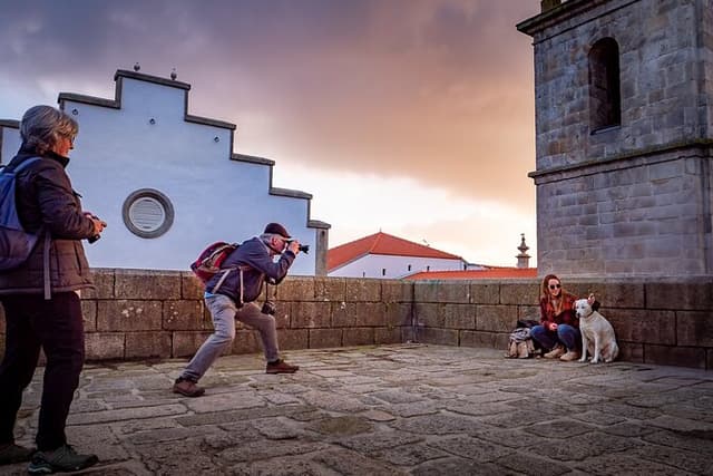 Porto 1/2 Day Walking Photo Tour & Portraits