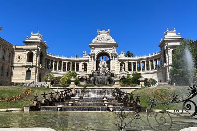 Provence : Aix en Provence, Cassis and Marseille Private Tour