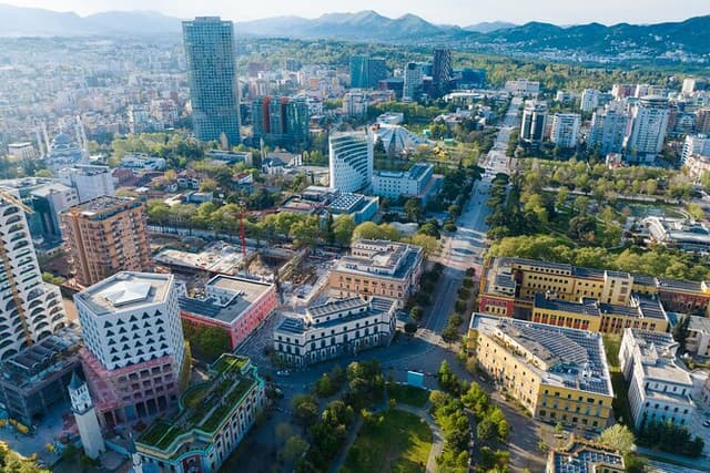 Tirana Essentials Walking Tour