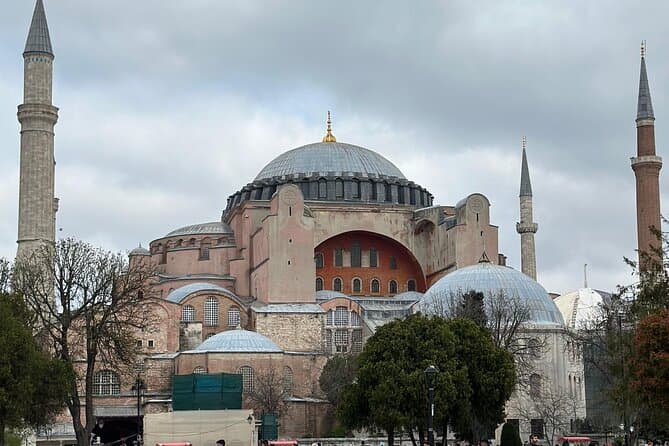 Premium Private Car Tours: Explore Istanbul in Style