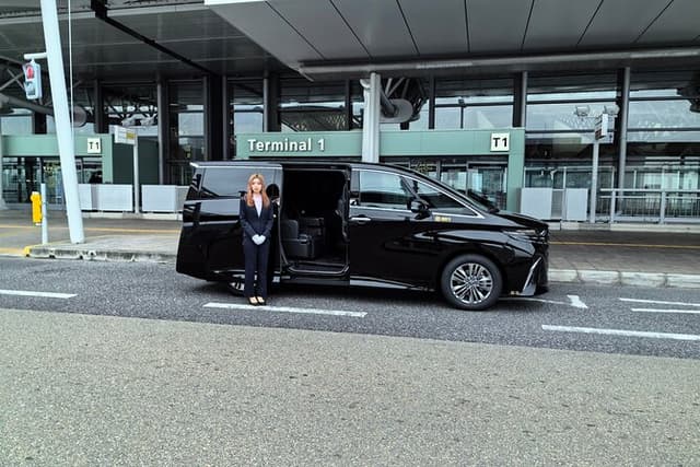 Transfer from Osaka City Hotels to Kansai Airport