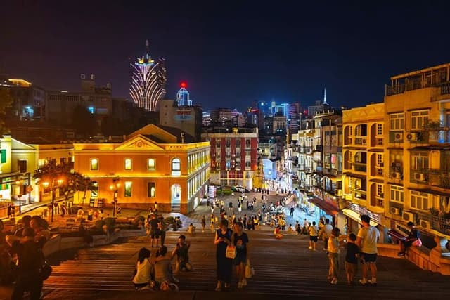 Macau Night City Tour｜Private Tour with Local Driver-Guide