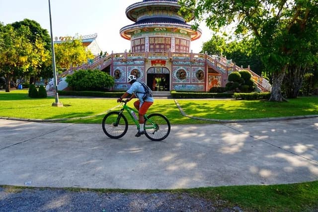 WWII History Bike Tour in Kanchanaburi with Local Guide