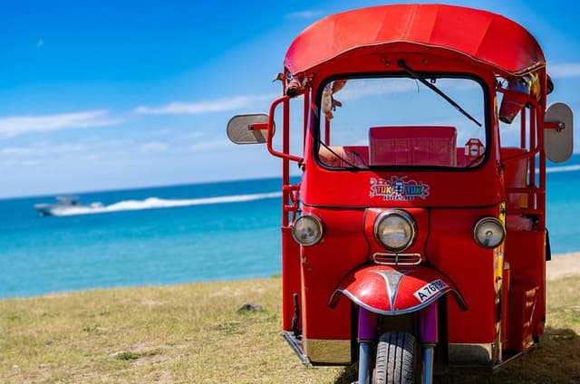 Tuk Tuk - Historical Harbour, Beach & Beers!