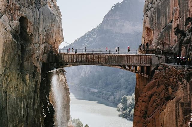 Tickets Caminito del Rey with guided tour from El Chorro