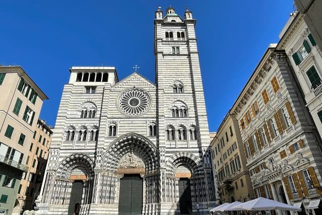 Genoa Old Town Discovery Private Walking Tour