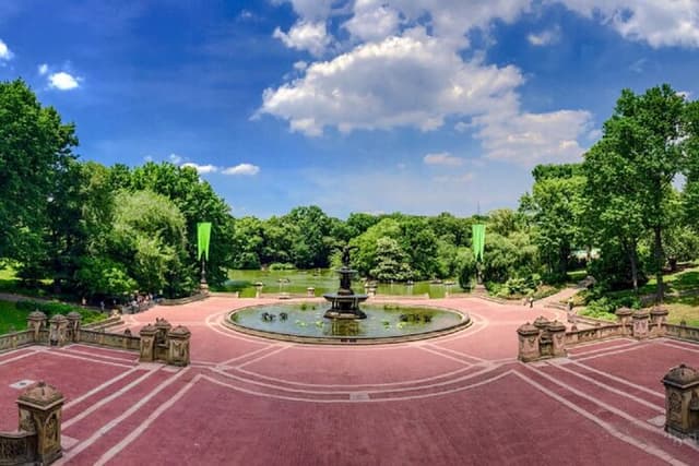 New York City West and East Side Half Day Tour