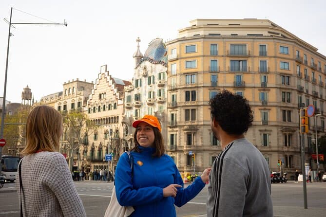 Best Barcelona Architecture Tours & Modernism Experiences