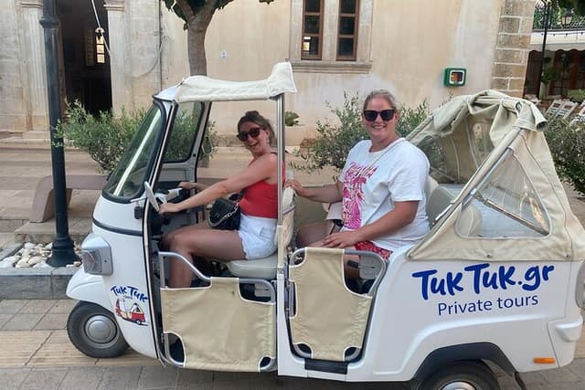 45-Minutes Malia and Stalis Tuk Tuk Tour