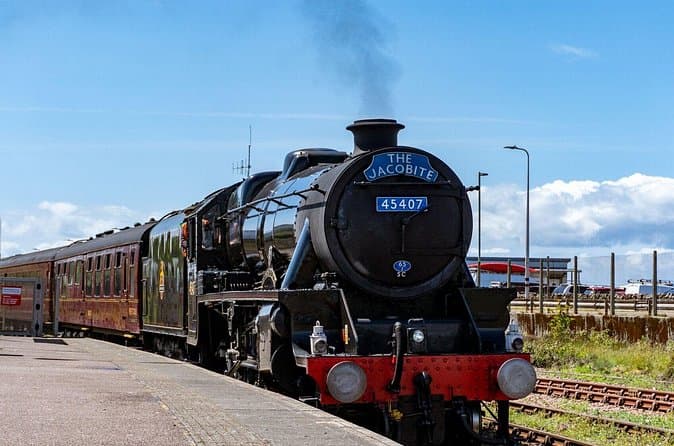 Jacobite Steam Train: Edinburgh Departures & Tours