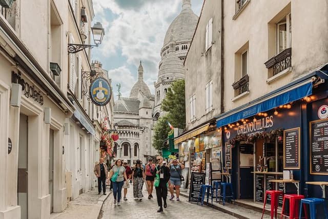 Paris in A Day: Louvre, Eiffel Tower, Notre Dame & Seine Cruise