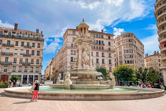 Balade du Vieux-Lyon jusqu'à la Presqu’île - Français